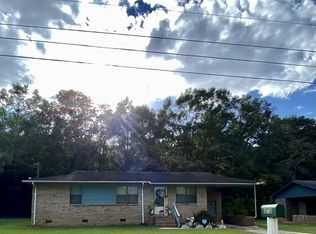 581 Lee Williams Dr NW, Pelham, GA 31779