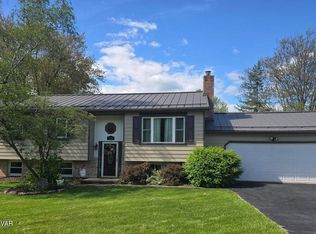 2529 Lincoln Dr, Williamsport, PA 17701