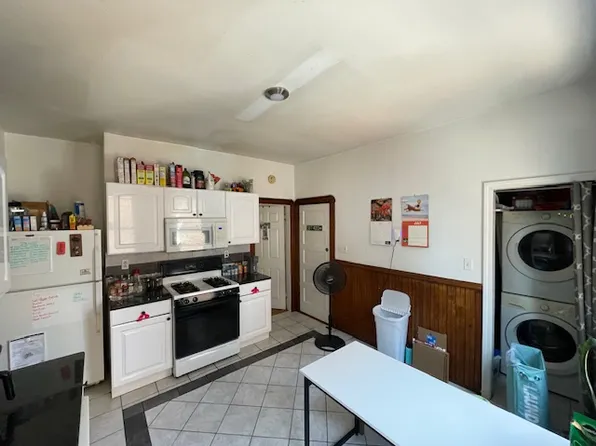 4 Litchfield St, Brighton, MA
