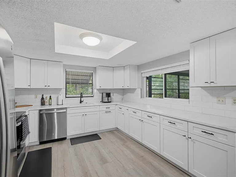 6310 Gainsboro Ave — Photo 13