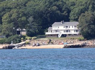 97 Mosher St, Dartmouth, MA 02748