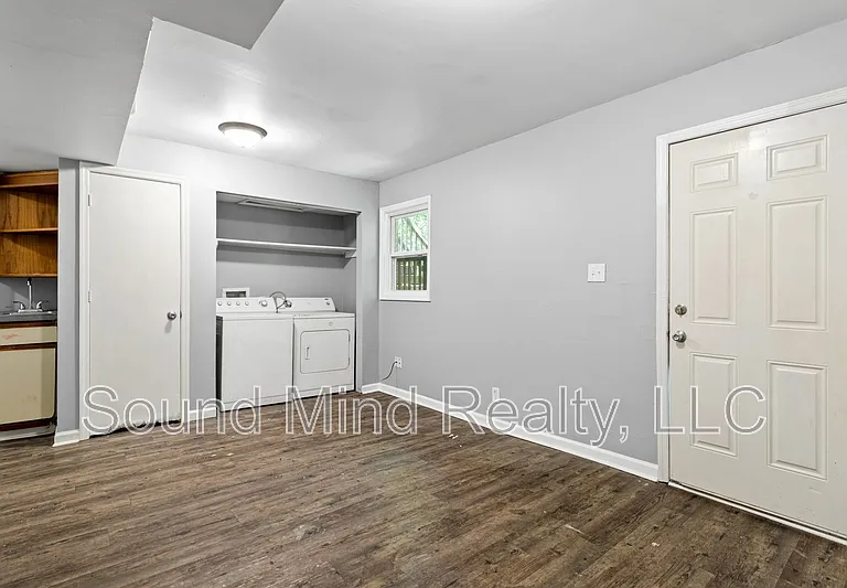 3112 Berry Ct #3 — Photo 2