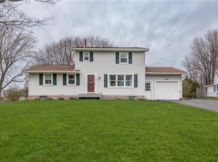 287 Galahad Dr, Rochester, NY 14623