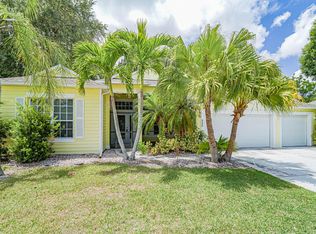 335 25th Ave SW, Vero Beach, FL 32962