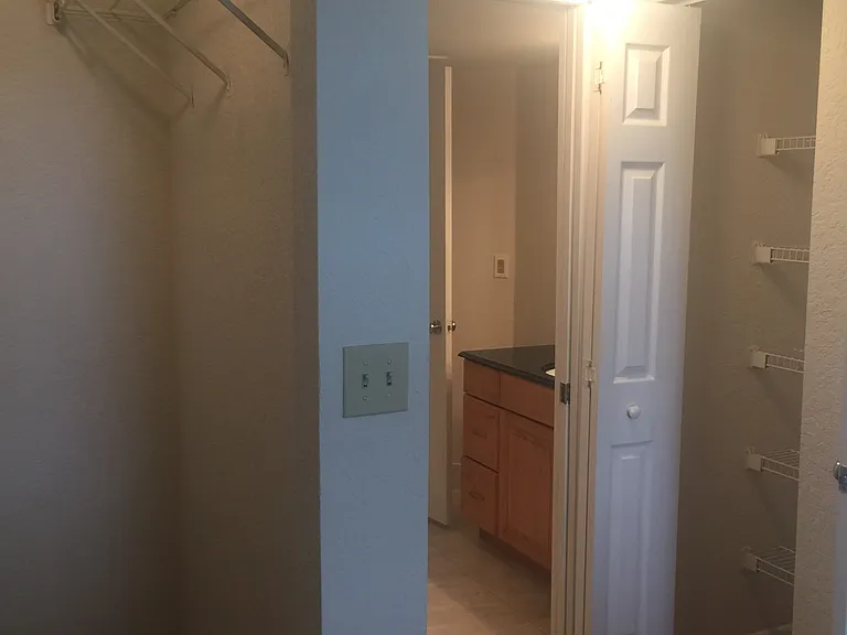 2880 N Oakland Forest Dr #110 — Photo 23