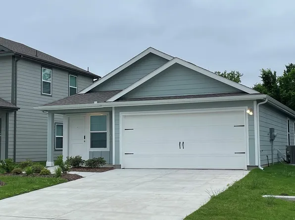 555 Bluejack Dr, Royse City, TX 75189