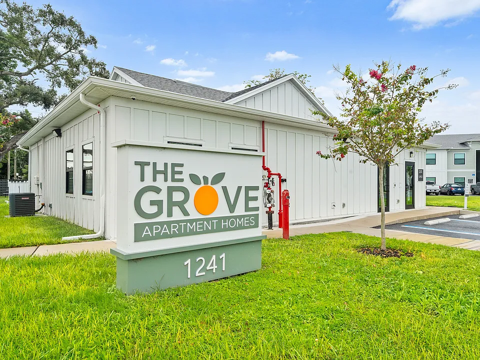 The Grove Apartment Homes