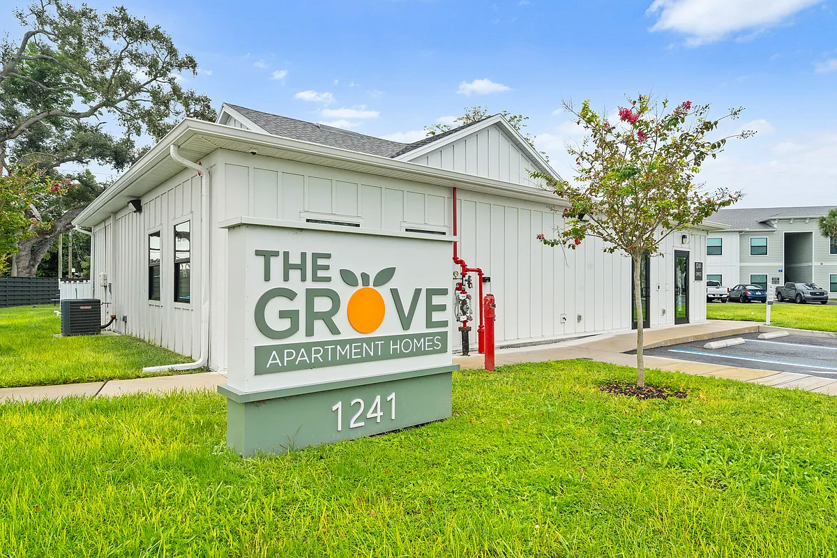 Building Photo - The Grove Apartment Homes