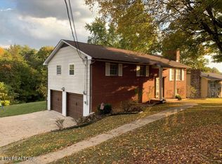 208 Abner Cruze Rd, Knoxville, TN 37920
