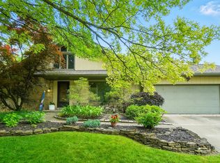 736 Evangeline Rd, Cincinnati, OH 45240