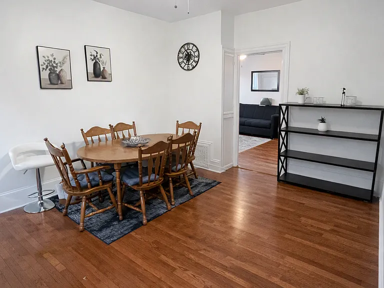 26 Hammond St #2 — Photo 3