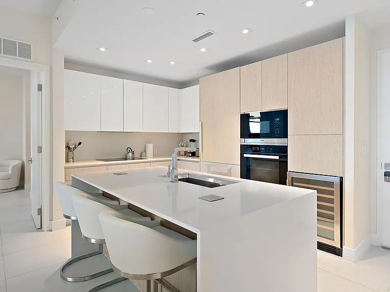 3100 N Ocean Dr #1002 — Photo 6