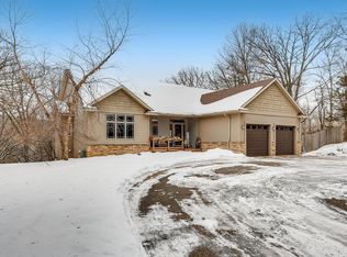 215 Plainview Dr, River Falls, WI 54022