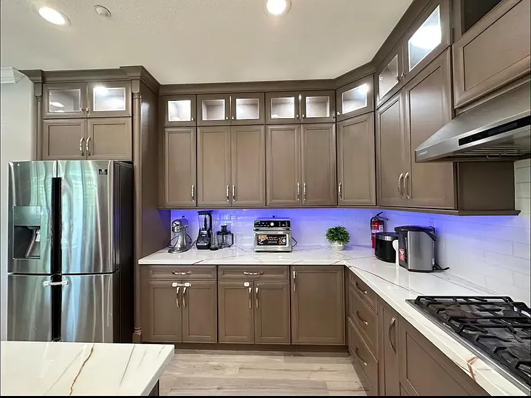 11496 Bridgeway Dr — Photo 36