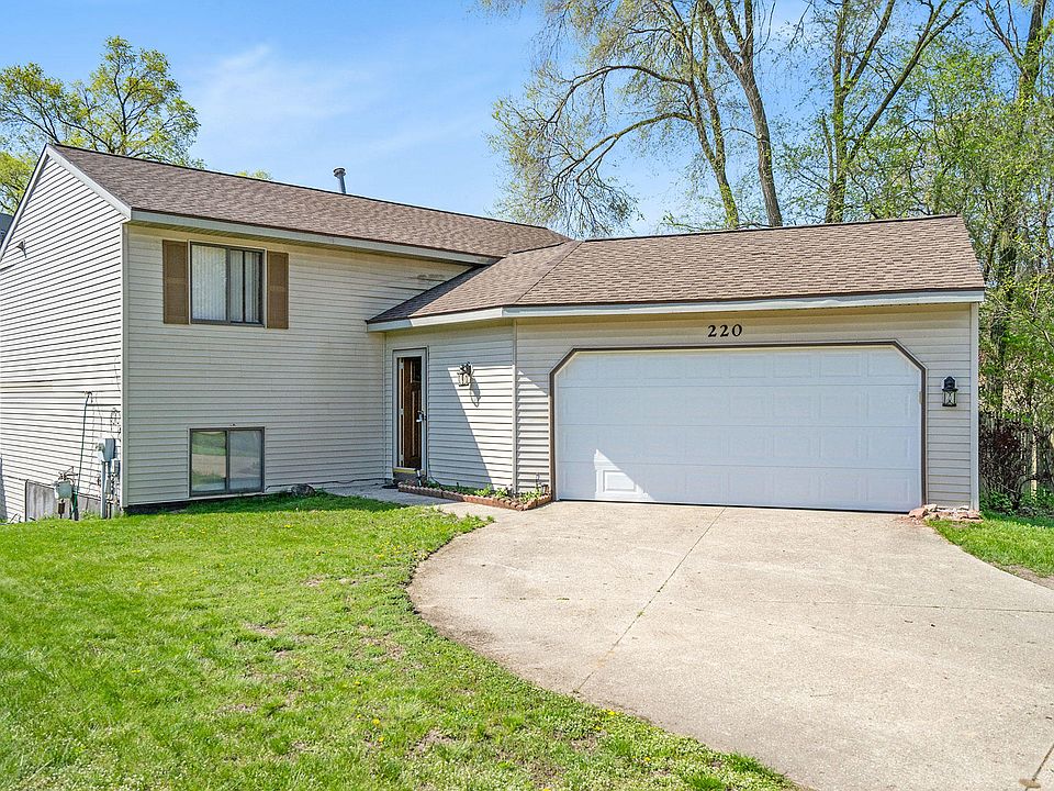 1st image of 220 Garland Ct SE