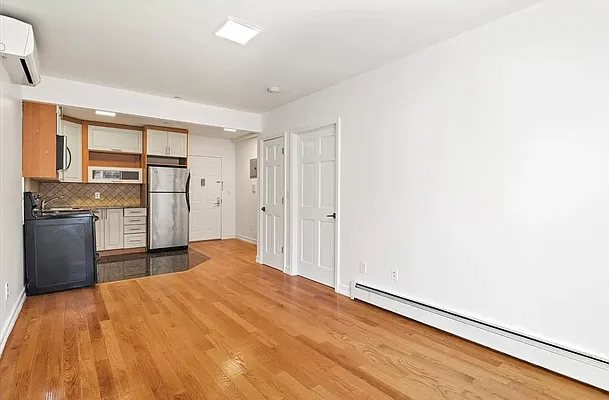 Rented by Compass | media 14