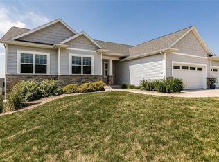 1423 Forest Ln, Marion, IA 52302