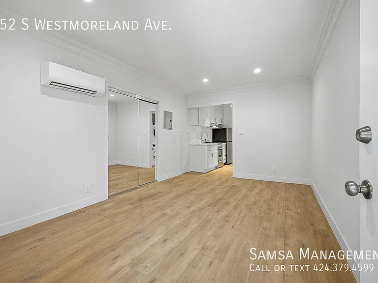 852 S Westmoreland Ave — Photo 4