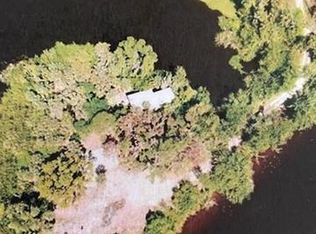 1300 Eagle Point Dr, Labelle, FL 33935
