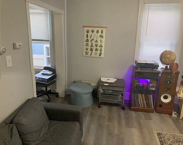 4 bed, 1333 sqft, $2,476 — Photo 3