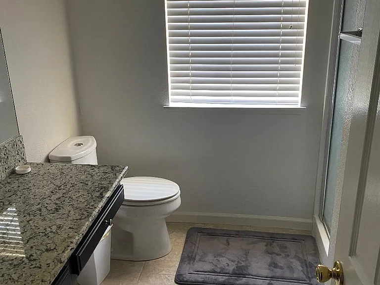 Lemonwood Dr — Photo 3