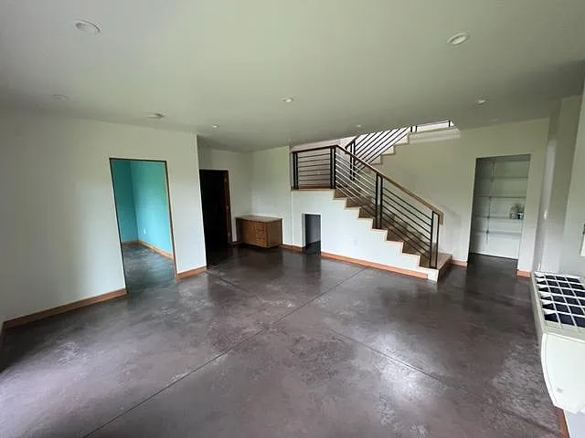 609 Chuckanut Heights Rd — Photo 15
