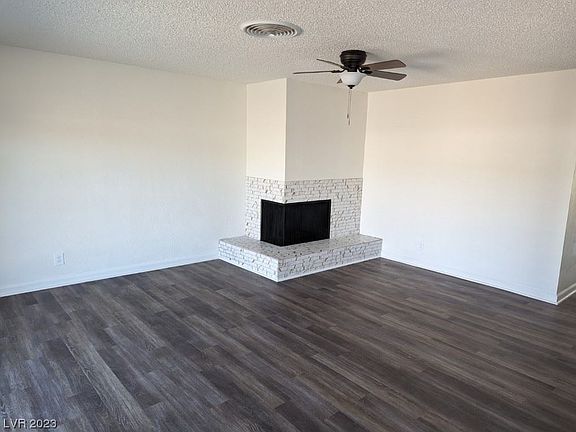2nd image of 4600 Mayflower Ln