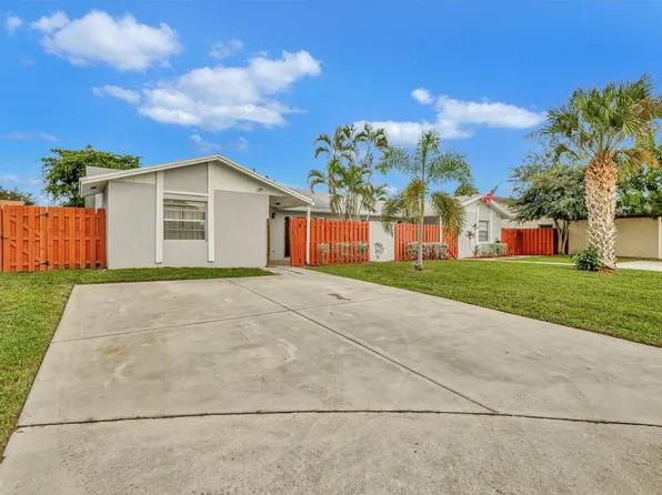 8716 Satalite Ter Terrace, West Palm Beach, FL 33403