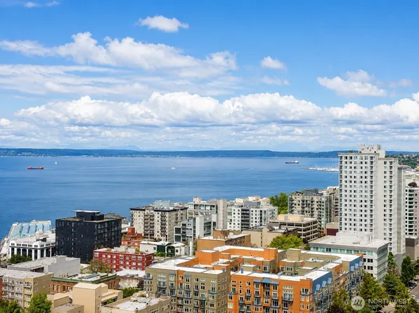 2201 3rd Avenue #2504, Seattle, WA 98121
