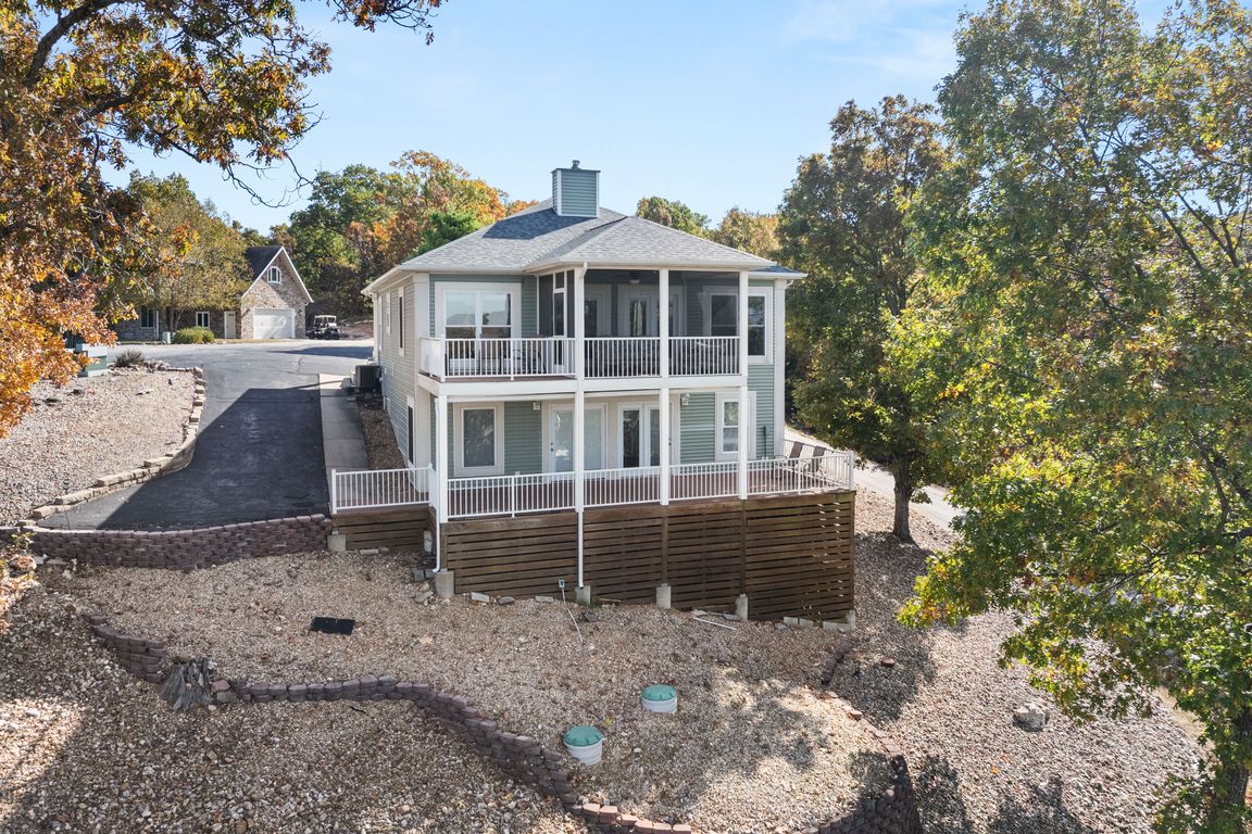 next background image