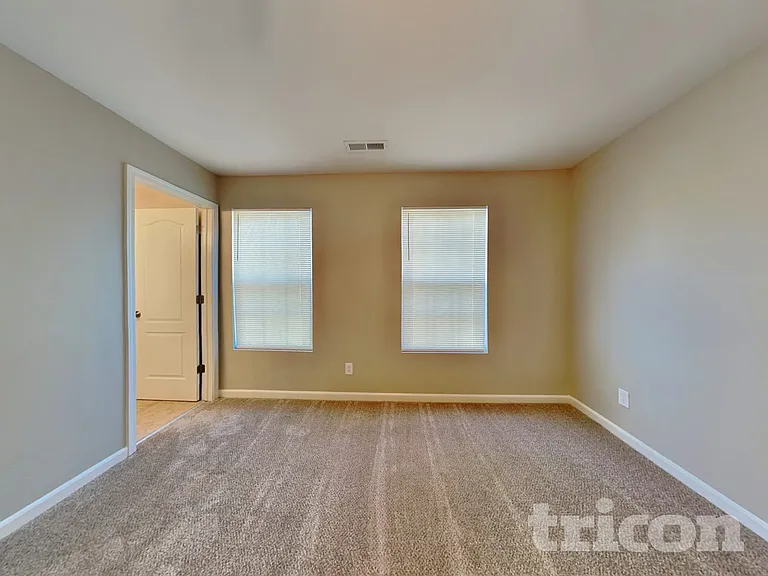 3349 Table Rock Dr — Photo 5