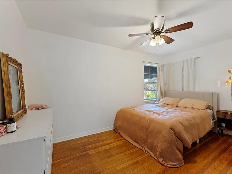 402 Philco Dr — Photo 11