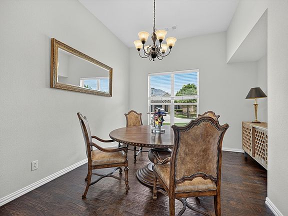 4th image of 1200 Jasmine St