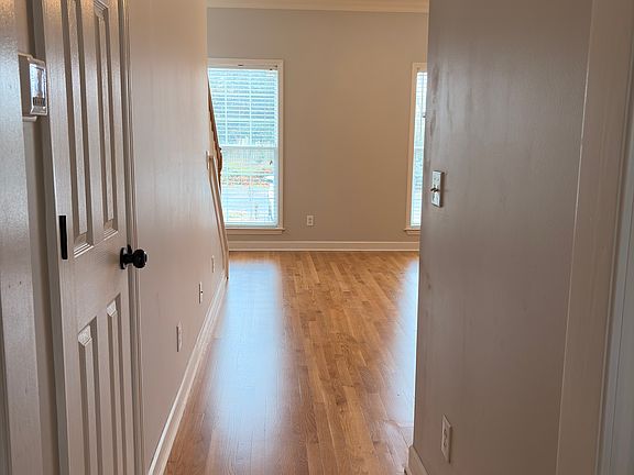 5th image of 207 Newport Meadows Cir #207
