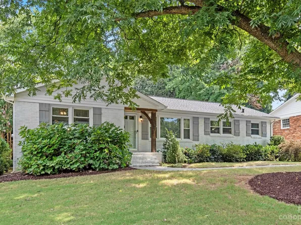 839 Camborne Pl, Charlotte, NC 28210