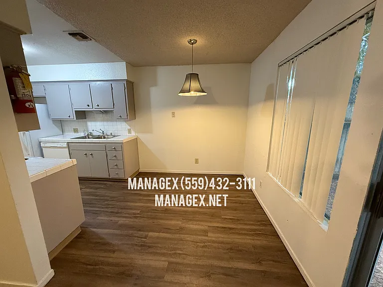 6047 N College Ave #C — Photo 9
