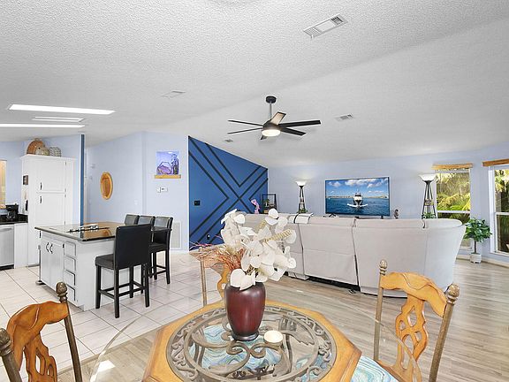3rd image of 3407 Ironwood Avenue