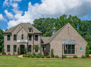 4595 Plantation Garden Dr, Olive Branch, MS 38654