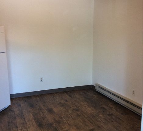 5th image of 3106 Palm Ct APT 2