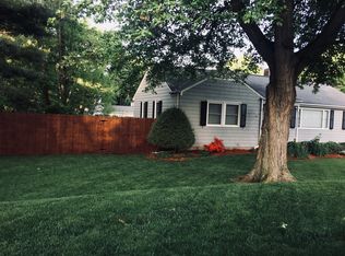 8 Heather Ln, Berlin, CT 06037