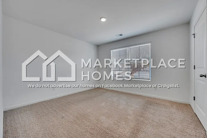 1027 Park View Dr — Photo 28