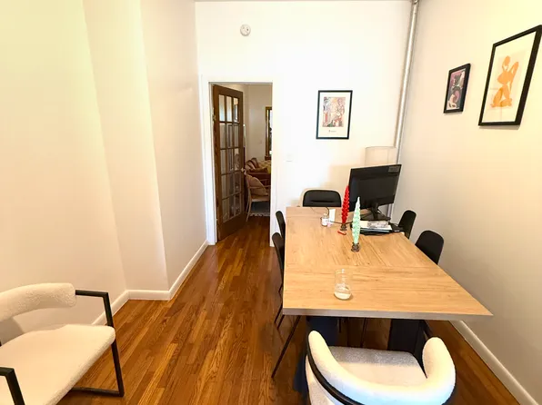 151 Ainslie Street image 1 of 14