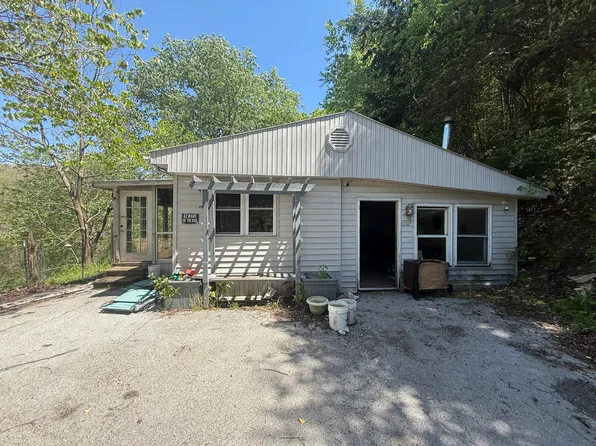 713 Left Fork Fishermans Cove Rd, London, KY 40741