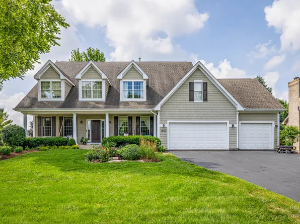 1403 Stag Trl, Cary, IL 60013