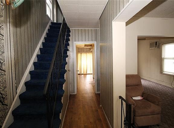 2nd image of 23 Vernon Pl