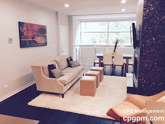 2nd image of 1711 N Rockwell St #1
