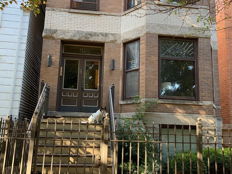 1st image of 712 W Aldine Ave #2