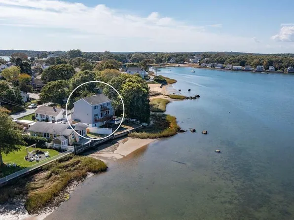 22 Cove Street, Onset, MA 02558