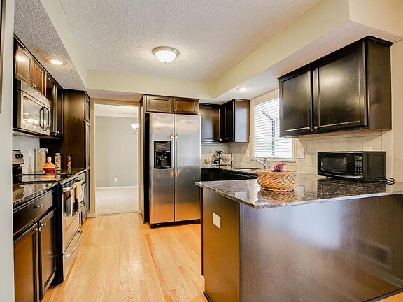 2nd image of 2151 Kenwood Dr E