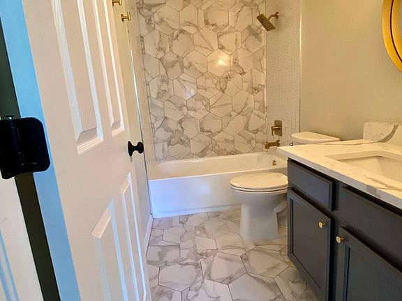2nd image of 6026 Country Glade Way